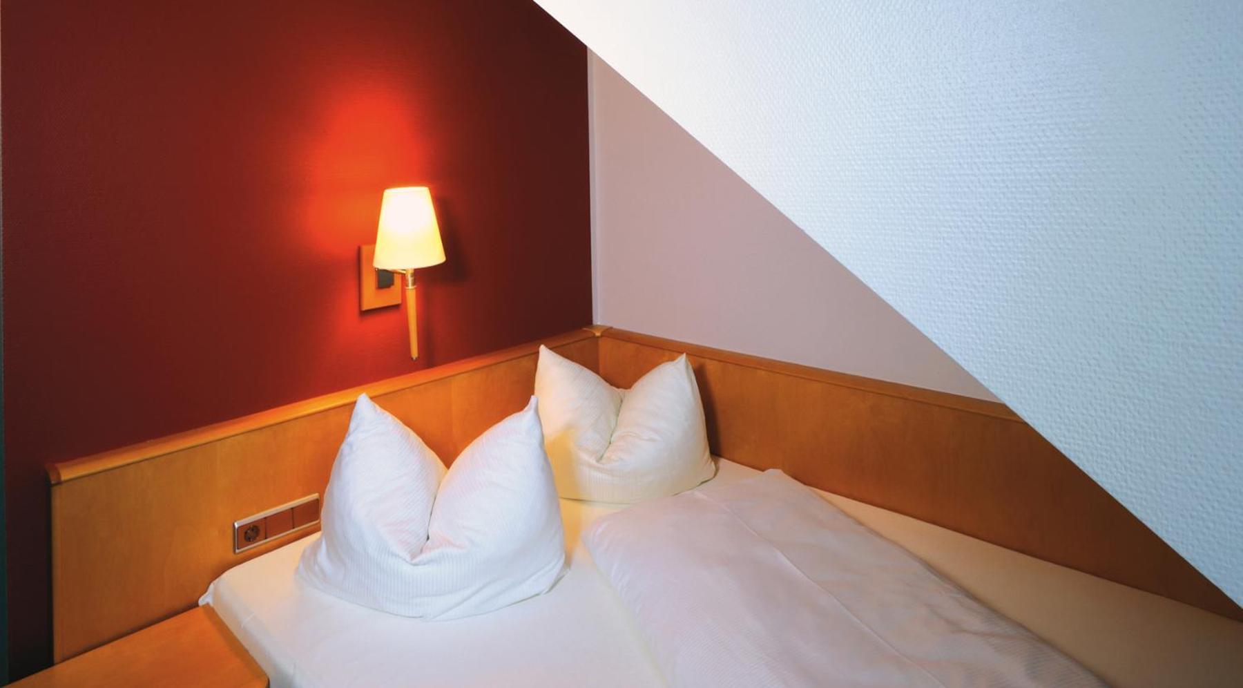 Hotel Und Restaurant Eurohof Duisburg Zewnętrze zdjęcie