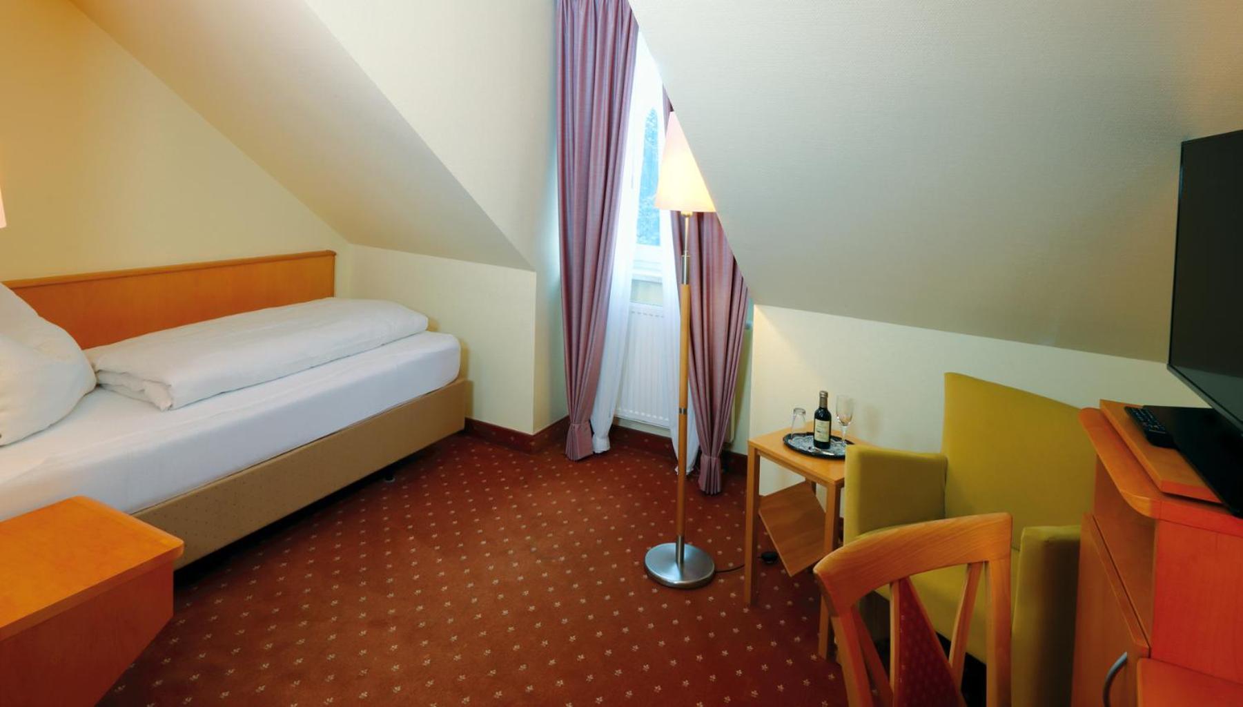 Hotel Und Restaurant Eurohof Duisburg Zewnętrze zdjęcie