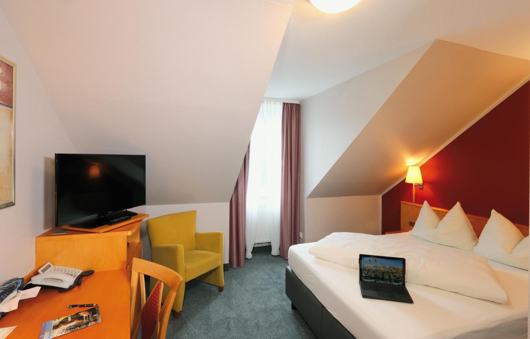 Hotel Und Restaurant Eurohof Duisburg Zewnętrze zdjęcie
