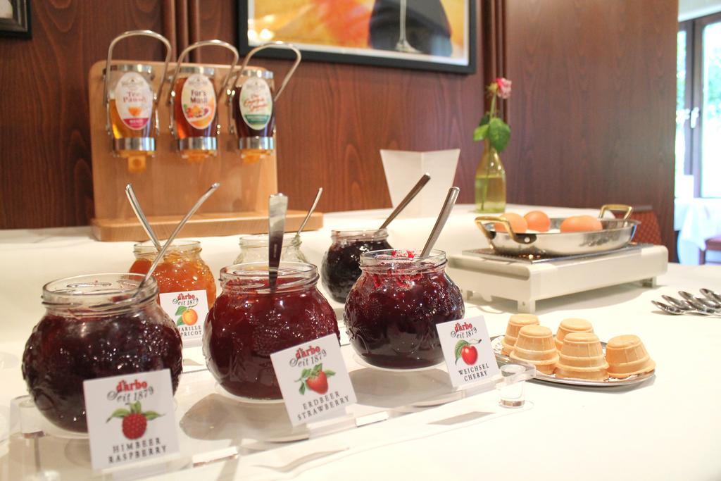 Hotel Und Restaurant Eurohof Duisburg Zewnętrze zdjęcie