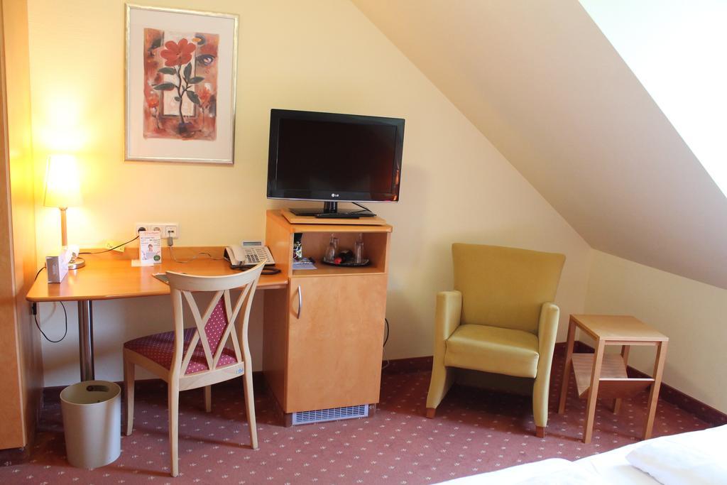 Hotel Und Restaurant Eurohof Duisburg Zewnętrze zdjęcie